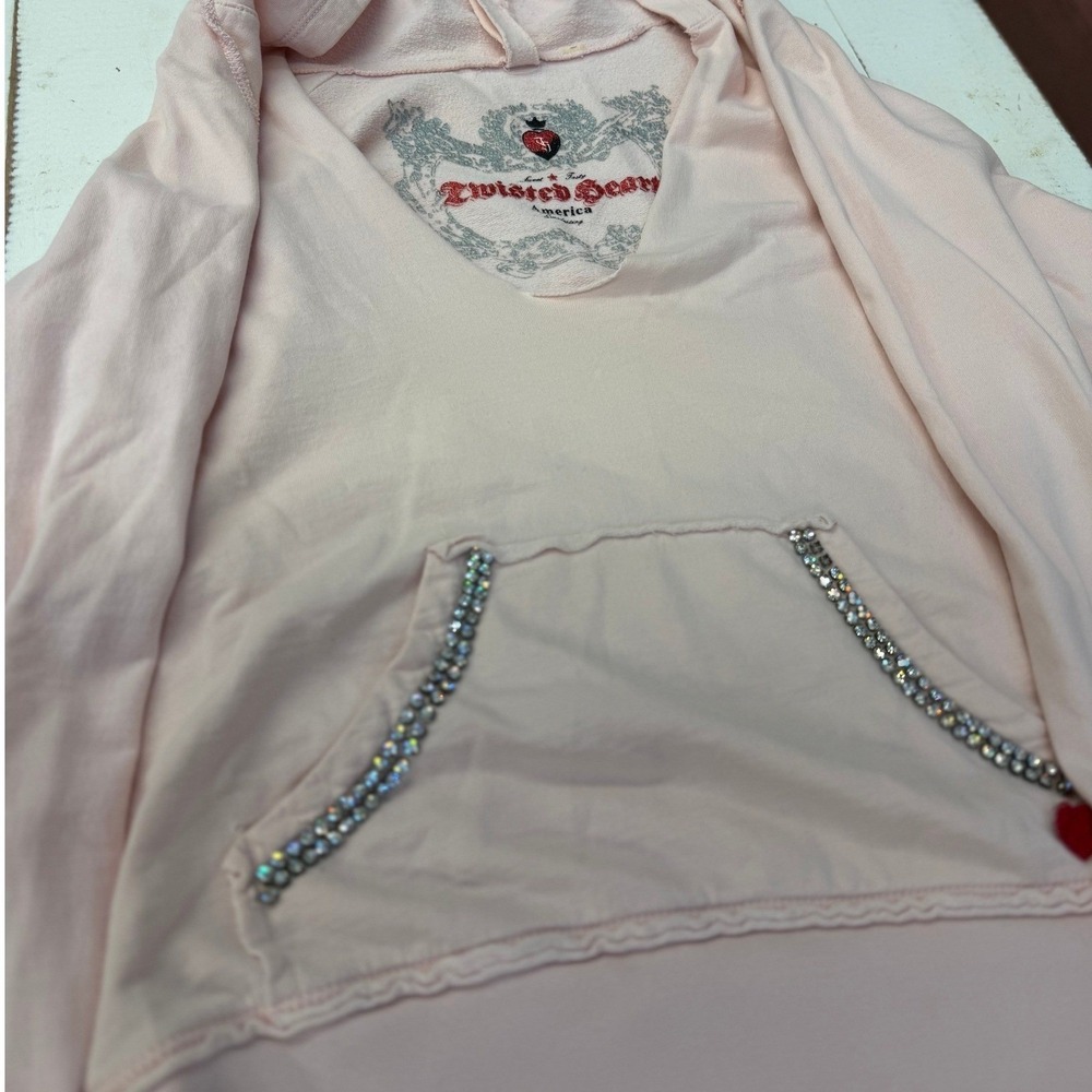 Twisted Heart Pink Rhinestone Hoodie Peace Crystal Detail Womens Size L‎ - Picture 4 of 6